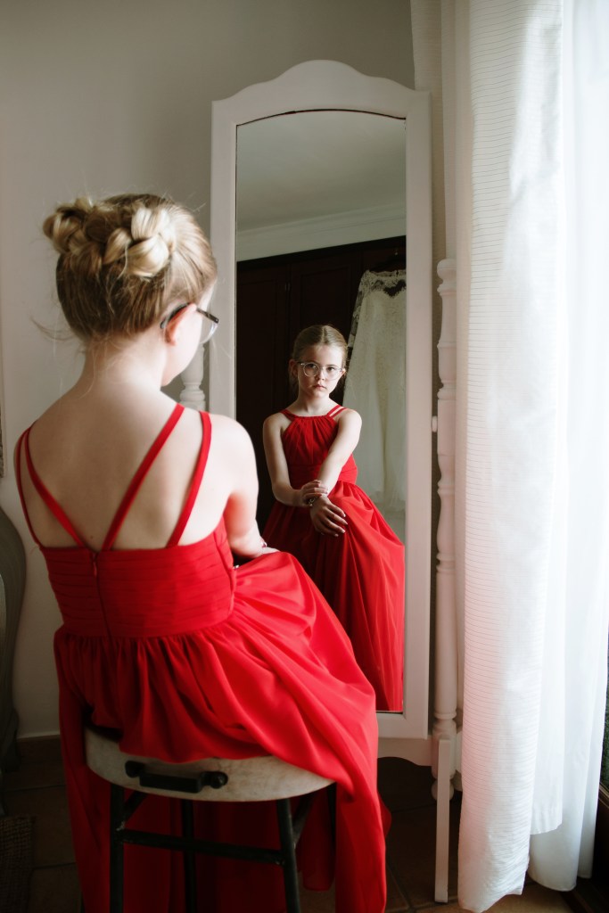 Ocean-view restaurant wedding in Corralejo - best budget photographer in Fuerteventura snaps Scottish couple's table decor with sea vista