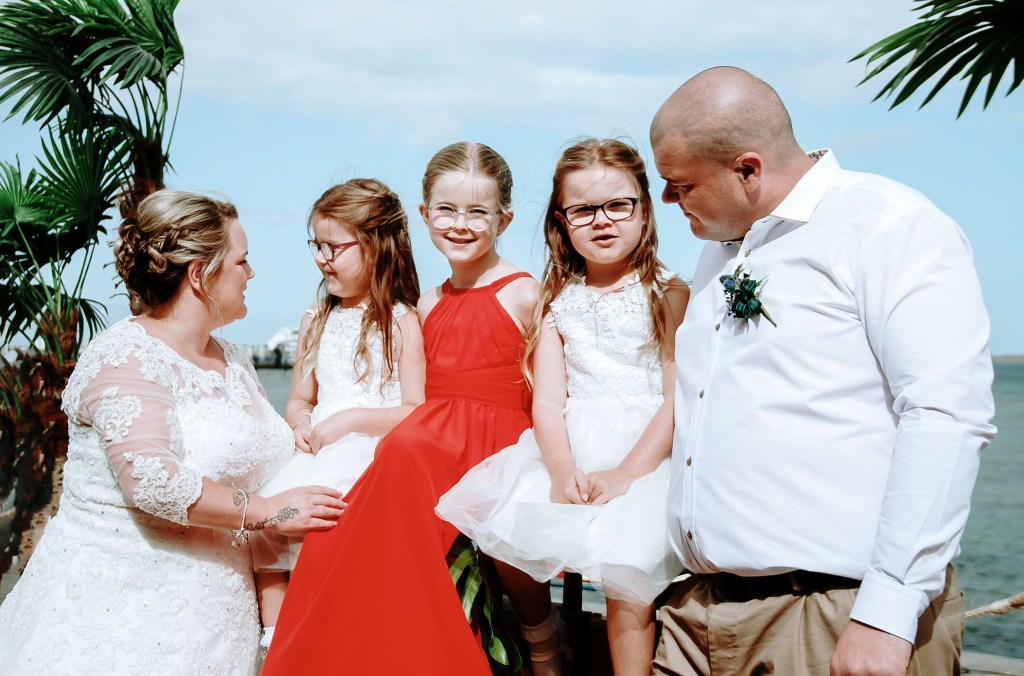 Best wedding photographer in Corralejo captures Scottish traditions - quaich ceremony with Fuerteventura's waves as natural soundtrack