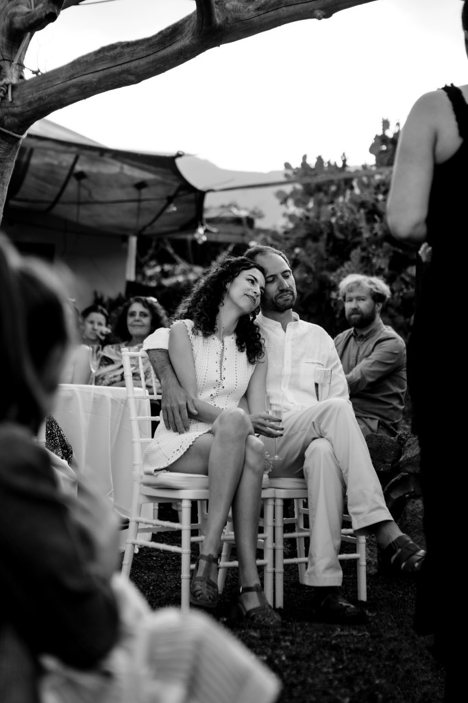 Retratos de boda al atardecer en villa exclusiva - mejor fotógrafo de bodas de destino en Lanzarote
