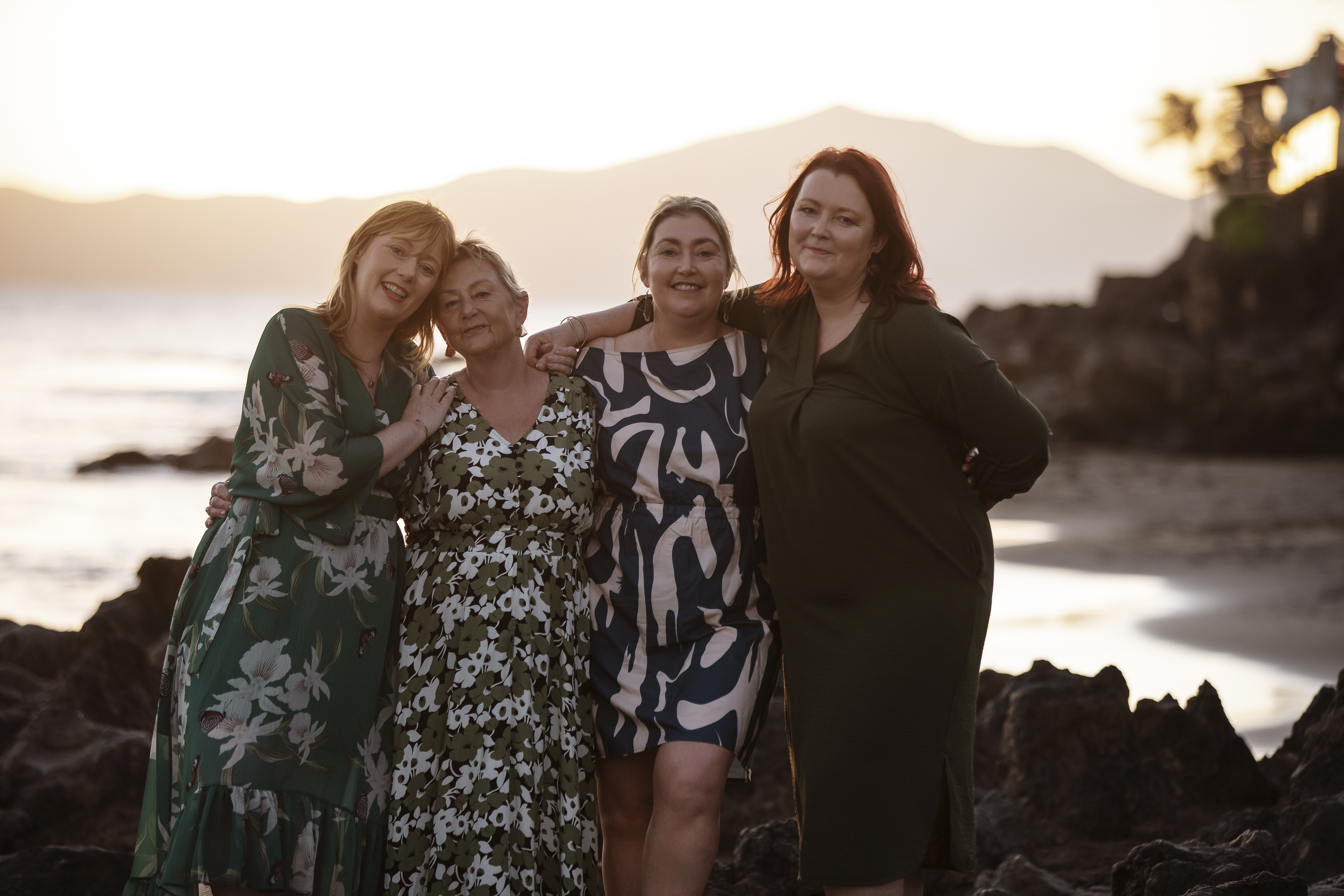 Big family enjoying the beach in Lanzarote – family photoshoot by a photographer in Fuerteventura capturing moments of happiness
